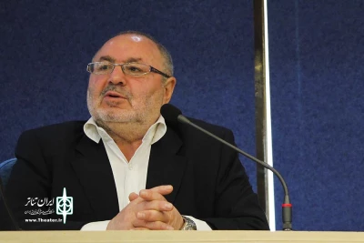 مدیرعامل منطقه آزاد اروند از مراحل ساخت دو پلاتو خرمشهر و آبادان گفت:

به دنبال تفاهم نامه ای جدید با اداره کل هنرهای نمایشی هستیم