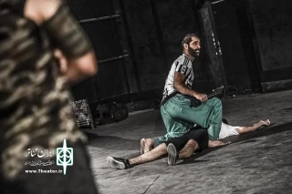 نقد نمایشواره «مای بر» نوشته و کارگردانی ابوالفضل کاهانی

تئاتر و ضد تئاتر بر یک صحنه