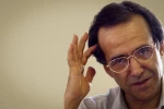 منصور خلج اثری از الیور گلداسمیت ترجمه کرد 2