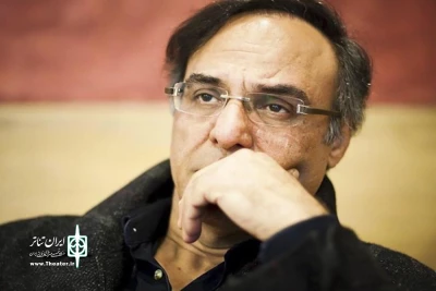 سالنی با اولویت نمایش‌های ملی

دکتر قطب‌الدین صادقی تماشاخانه خصوصی تاسیس می‌کند