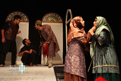 پنهان خانه پنج در (تالار هنر اصفهان)
