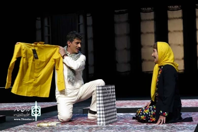 خروس می خواند