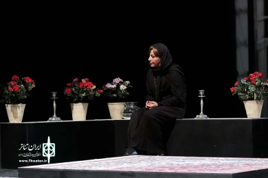 خروس می خواند