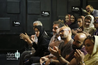جمعه شب در تالار چهارسو

«سفر به نهایت دور» به بانوانِ آوازِ ایرانی پیش‌کش شد