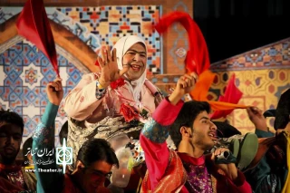 در پی استقبال بی نظیر تماشاگران  در نجف آباد؛

اجرای نمایش آیینی سنتی ولیمه  تمدید شد