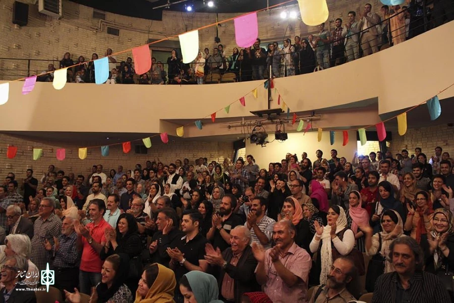 نمایش «انسانم آرزوست» 2 اجرایی شد 3