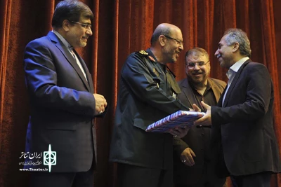با حضور دو وزیر در چهارمین جشن ایثار

از  برگزار کنندگان جشنواره مقاومت فتح خرمشهر تقدیر شد