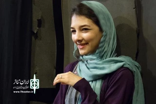 یادداشت کارگردان پرستار  زمان

زمان می گذرد