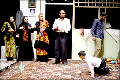 با اجرای دو نمایش از استان‌های اصفهان و چهارمحال و بختیاری؛

فردا زنگ افتتاحیه‌ی دومین مهرواره‌ تئاتر ماه زده می‌شود