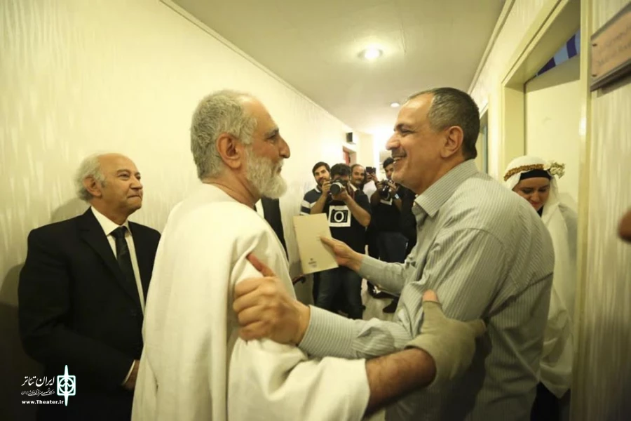 احمد مسجدجامعی: نمایش سقراط شرایط امروز را در قالب نگاه تاریخی تفسیر می کند 3