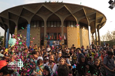 گزارش اولین روز جشنواره تئاتر عروسکی تهران مبارک

حضور سفیران چک و هلند در جشنواره نمایش عروسکی
