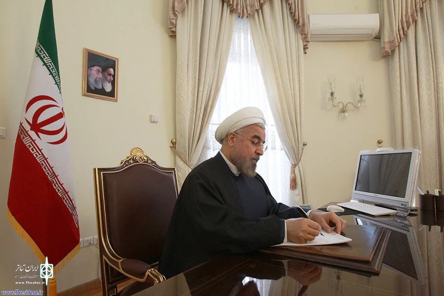 رییس جمهوری درگذشت مرحوم داوود رشیدی را تسلیت گفت
 2