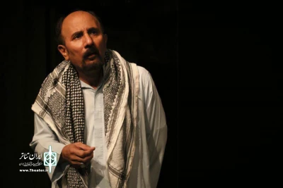 بازیگر نقش فرید در نمایش جهشه:

سالن سرو درگیر باند بازی نیست