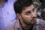 جواد عزتی