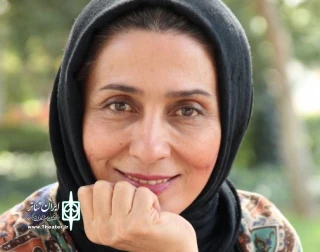 گفت‌وگو با مریم کاظمی، نویسنده، طراح و کارگردان نمایش «ماه‌پیشونی»

قصه‌ها در جوامع مختلف زمینه‌های مشترک فرهنگی و تربیتی دارند