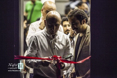 شروع یک نمایش جدید در تالار مولوی

«پرسه های موازی» با یاد «بهرام ریحانی» افتتاح شد