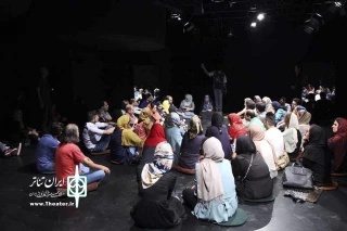 بررسی نمایش «سپنج رنج و شکنج فرخنده» به کارگردانی شهرام گیل‌آبادی

   یک «درام اشتراکی» نو و تجربی