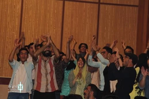 فرماندار ملایر :هنر نمایش ، هنری ممتاز و متمایز است 12