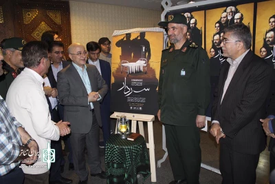 سردار، «سردار» را افتتاح کرد

سردار فضلی: شما هنرمندان دقت زیادی در دفاع فرهنگی از انقلاب اسلامی کردید