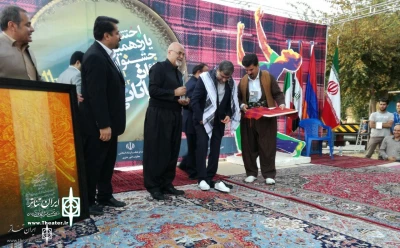 Kurdistan Artists Pay Tribute to Culture Minister

Behrouz Gharibpour: Ali Jannati Brotherly Stands at Artists' Side