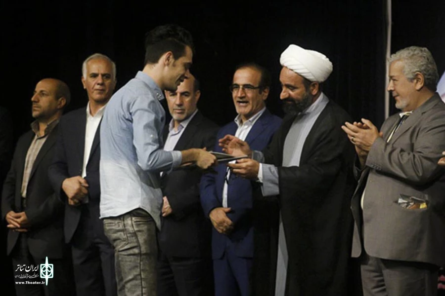 بیست و هشتمین جشنواره استانی تئاتر لرستان پایان یافت 2