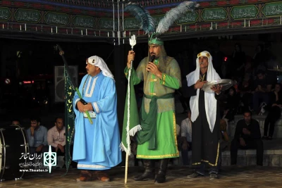 در میان حضور پرشور عاشقان اباعبدالله الحسین(ع)

ویژه برنامه های 