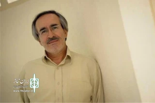 محمود فرهنگ از طرح عاشورا تا اربعین گفت:

شهرهای مختلف تا پایان صفر رنگ نمایش دینی می گیرند