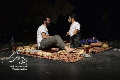 نبش قبر خاطرات یک مرد زنده که سالها پیش مرده بود