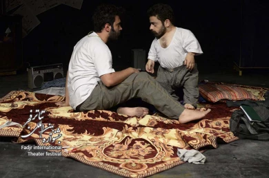 نبش قبر خاطرات یک مرد زنده که سالها پیش مرده بود