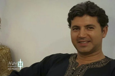 گفت‌وگو با غلامرضا عربی،کارگردان نمایش «فصل بهارنارنج»

تئاتر چند قدم از روانشناسی جلوتر است