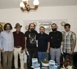 نقد و بررسی رمان آخرین انار دنیا و اقتباس ادبی در تئاتر