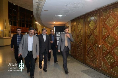 بازدید علی جنتی از تئاتر شهر