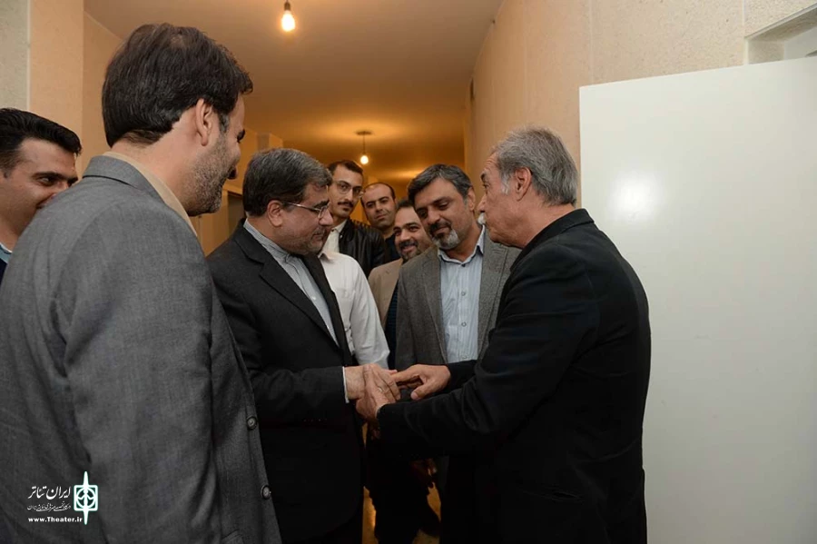 بازدید علی جنتی از تئاتر شهر