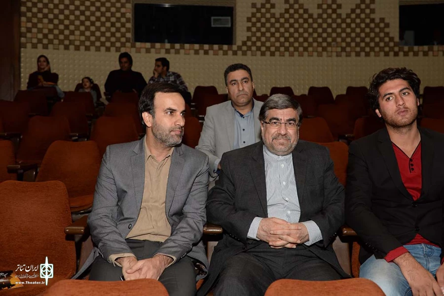 بازدید علی جنتی از تئاتر شهر