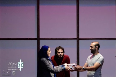 نقدی بر نمایش «ابوبکر محمدی، فاطمه محمدی» به کارگردانی جلال تجنگی

فاطمه ، فاطمه است