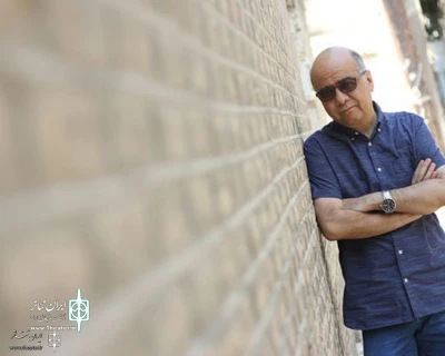هنرمند تئاتر درباره کتاب آخرش«هرایی» می‌گوید:

سعید تشکری بدون مشهد هویت ندارد