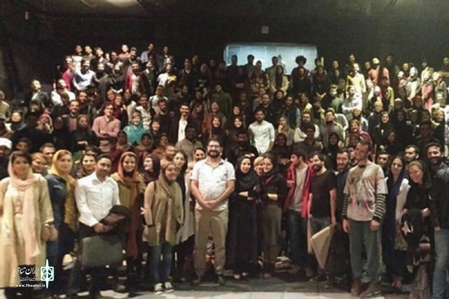 اضافه شدن بازیگران جدید به نمایش رضا ثروتی 2