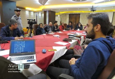 دیدار مسئولان انجمن نمایش استان ها با مدیرکل هنرهای نمایشی