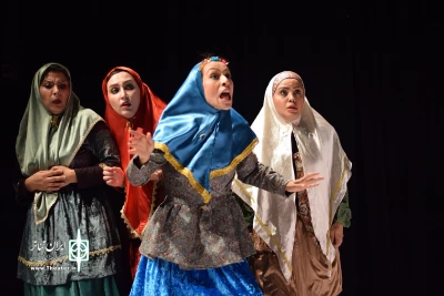 احسان جانمی کارگردان نمایش «پنهان‌خانه پنج در»

شفافیت در داوری اصلی‌ترین ویژگی همایش تئاتر استان‌ها است