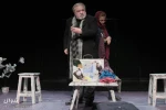 «دوران خوش بازنشستگی» با بازی رسول نجفیان روی صحنه 2