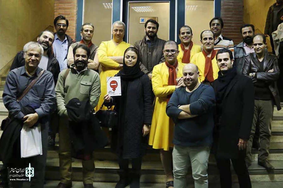 بازدید رئیس حوزه هنری استان قم از نمایش «راهبان معبد وانگ» 2