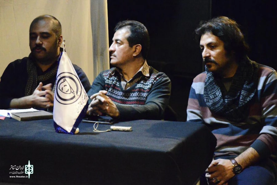 نشست نقد و بررسی نمایش «آبی‌ترین آسمانی زمین»