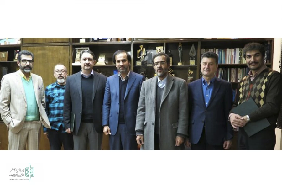 جلسه هیات علمی سمینار بین المللی تئاتر و ظرفیت های بخش غیر دولتی