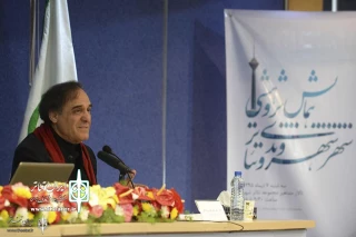 Qotbeddin Sadeqi in “City, Citizenship & Theater Conference”:

Theater Spreads Spirit of Peace