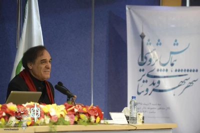 Qotbeddin Sadeqi in “City, Citizenship & Theater Conference”:

Theater Spreads Spirit of Peace