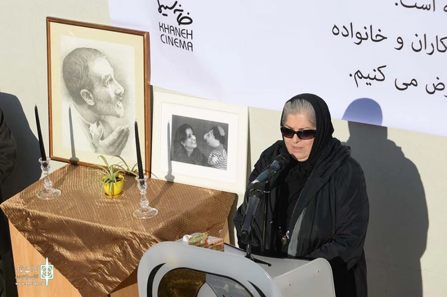 تشییع پیکر دنیا فنی زاده