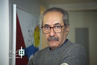 ابراهیم حقیقی در گفتگو با ایران تئاتر مطرح کرد:

هویت بصری یکی از ابزارهای اولیه گروه های تئاتری است