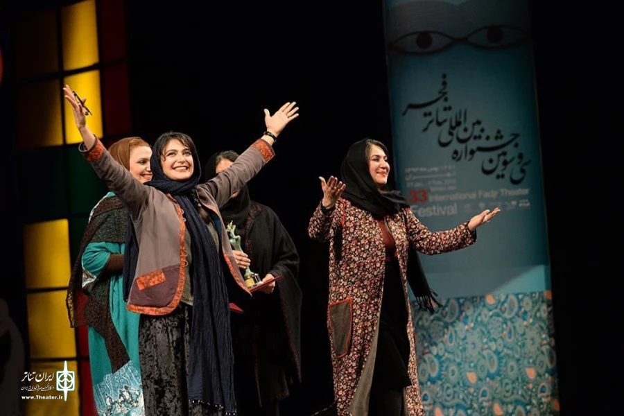 قدم های آهسته و مقتدر زنان در تئاتر ایران 2