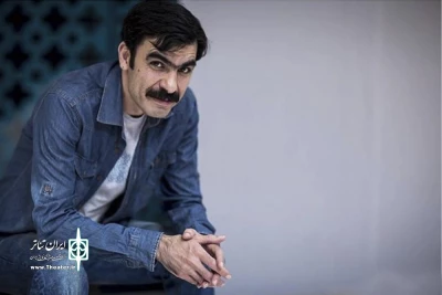 گفت‌وگو با حسین کیانی کارگردان نمایش«تئاتر سعدی، تابستان سی‌ودو»

به تئاتر ملی سنتی نگاه نمی‌کنم