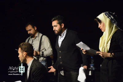 محمدرضا جمال کارگردان نمایش «رادیو تاترشین» مطرح کرد

جای خالی رادیو تئاتر در جشنواره تئاتر فجر